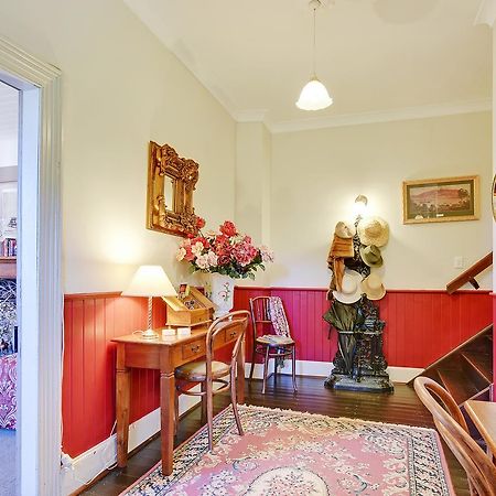 Redcliffe House Colonial Bed & Breakfast Суонси Экстерьер фото