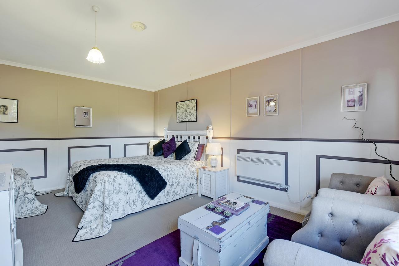 Redcliffe House Colonial Bed & Breakfast Суонси Экстерьер фото