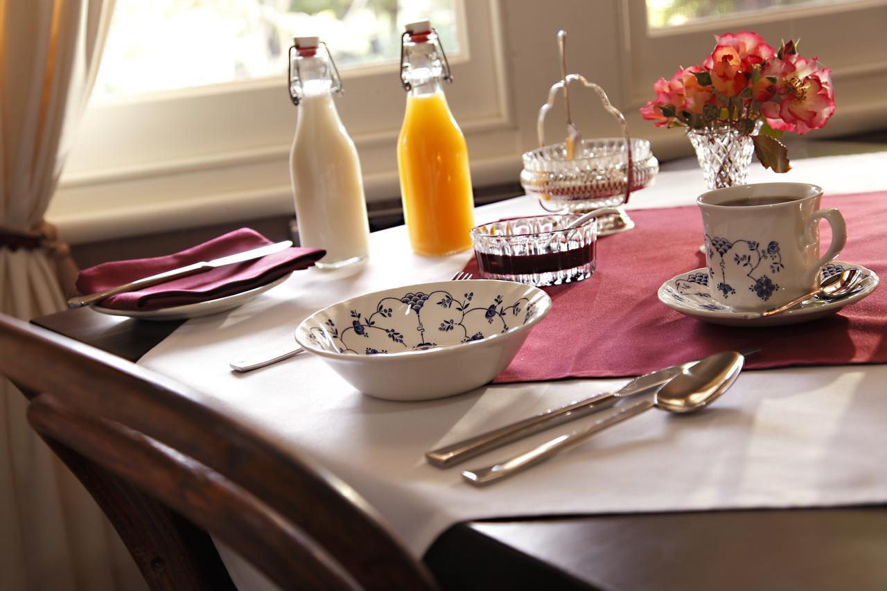 Redcliffe House Colonial Bed & Breakfast Суонси Экстерьер фото