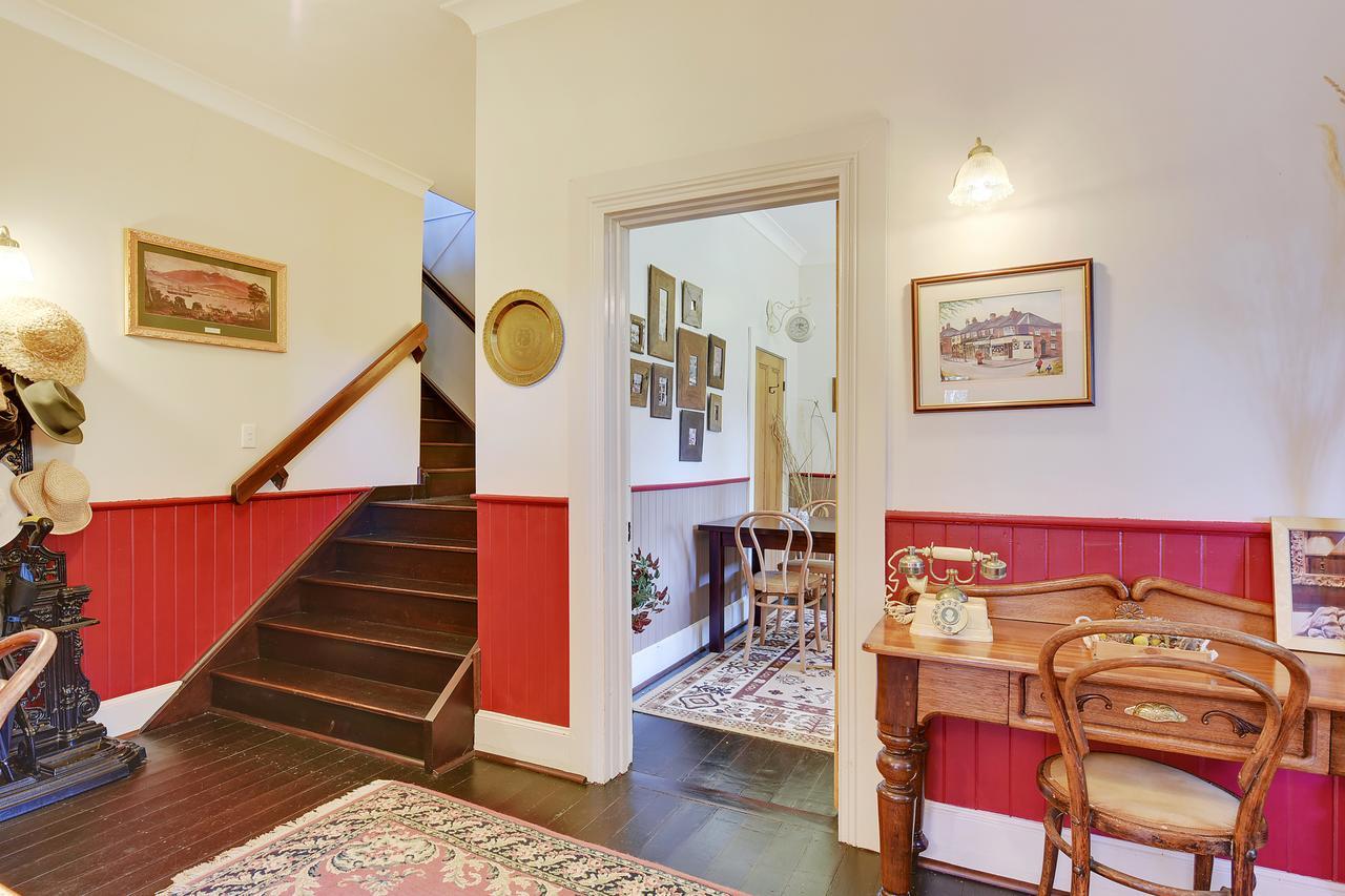 Redcliffe House Colonial Bed & Breakfast Суонси Экстерьер фото