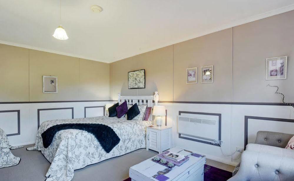 Redcliffe House Colonial Bed & Breakfast Суонси Экстерьер фото